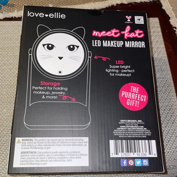 Led kitty mirror🎄🎄🎄🎁🎁🎁 - Picture 3 of 5